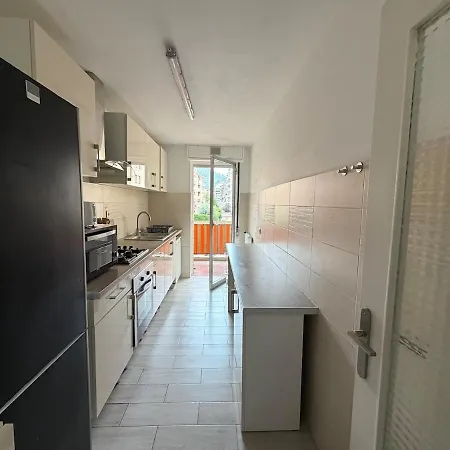 아파트 1 Bedroom Flat - Terrace & Ac